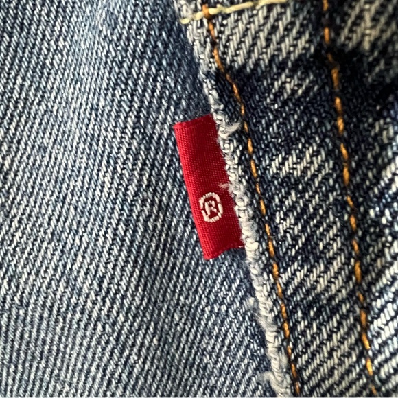 Levi's 505 Men's 38 x 30 Worn In Dad Jeans Straight Leg Distressed Blue Jeans - Picture 7 of 16